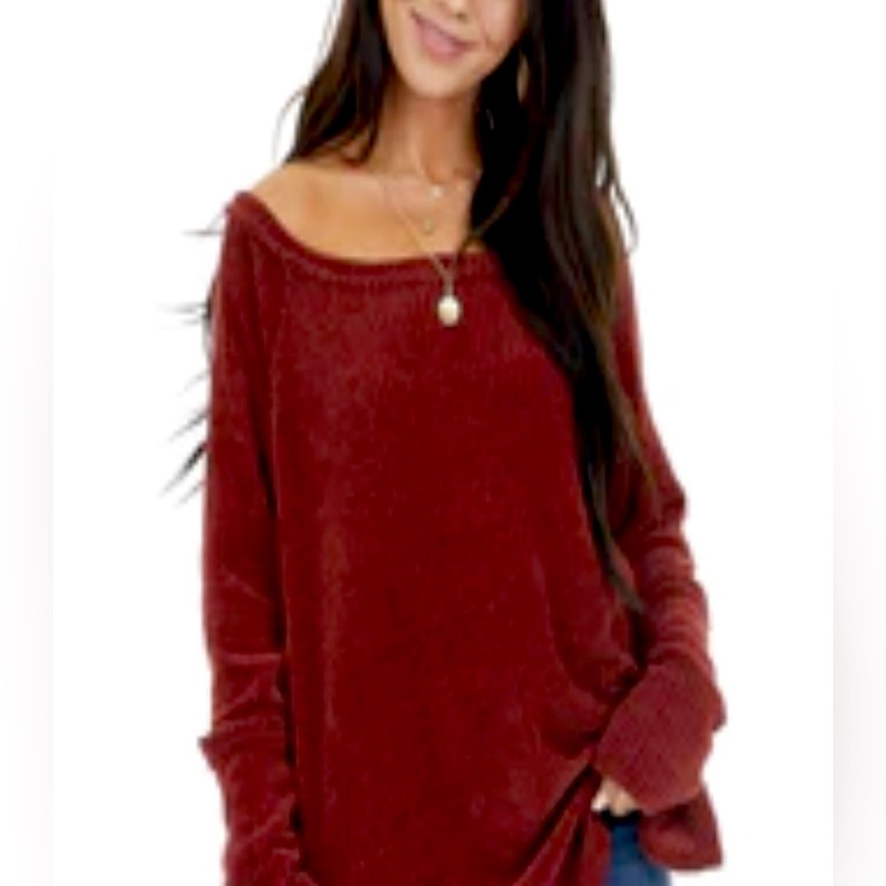 Bucket List maroon Chenille knit long sleeve sweater with thumb holes